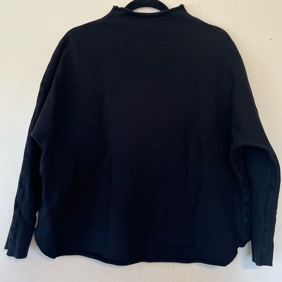 Frank & Eileen Effie Long Sleeve Funnel Neck Caplet Sweatshirt Size S Black - Picture 5 of 5